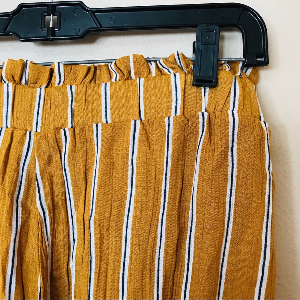 NWT Mustard Navy and White Striped Shorts - Picture 7 of 7